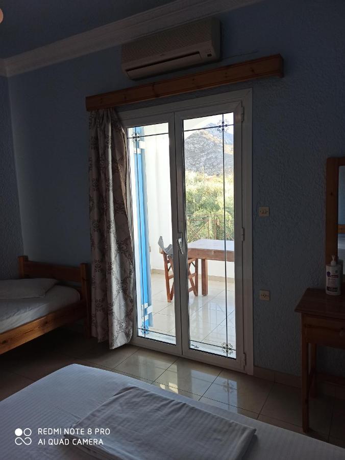 Panormos  Giannis Apartments By Climbing House מראה חיצוני תמונה